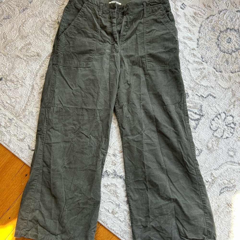 Max Studio Sage Green Corduroy Trousers